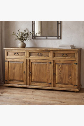 Veľká rustikálna komoda